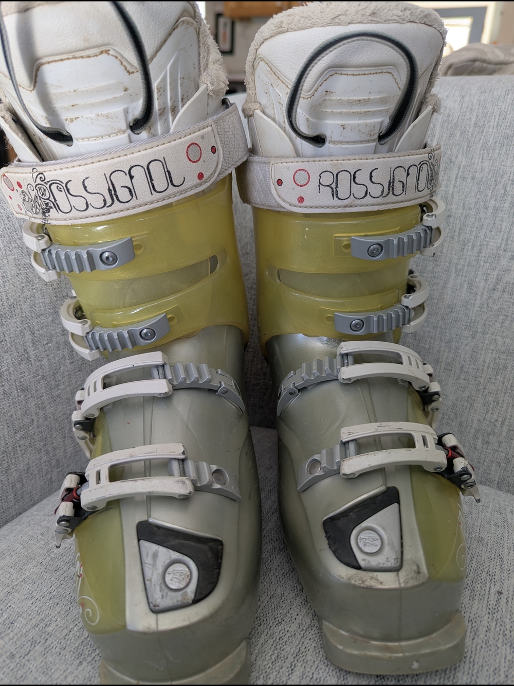 Rossignol Women's Electra 80 Ski Boots in Green and White